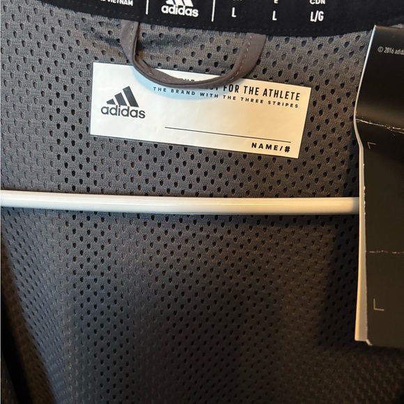 Eastern Washington University Grey team issue Adidas Jacket Full Zip. - Picture 4 of 4